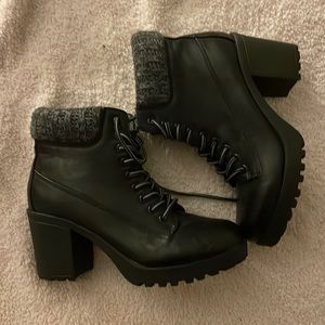 Heel ankle boots